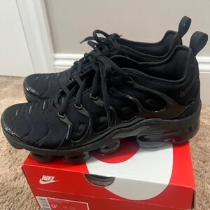 Nike Vapor Max Plus Black Shoes size 9.5 men/11 women
